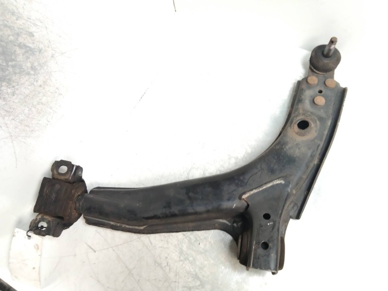 Recambio de brazo suspension inferior delantero izquierdo para daewoo lanos 1.5 cat referencia OEM IAM   