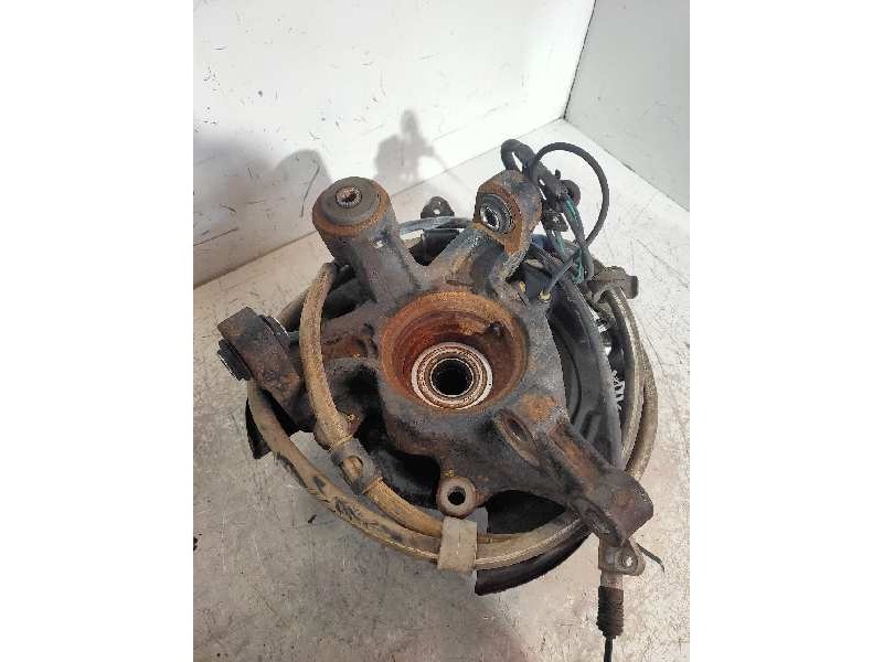 Recambio de mangueta trasera derecha para lexus rx 400h referencia OEM IAM   