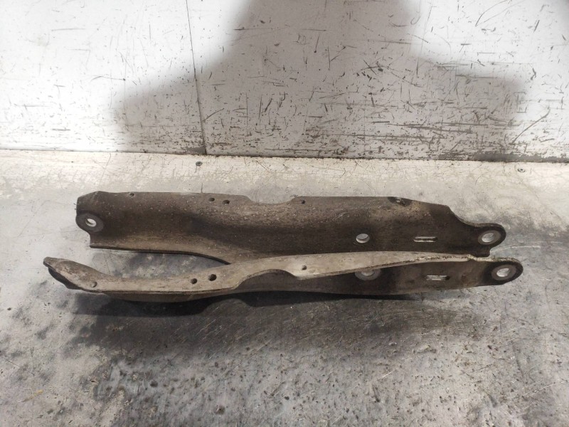 Recambio de brazo suspension inferior trasero izquierdo para mercedes clase cl (w216) coupe 500 4-matic (216.386) referencia OEM