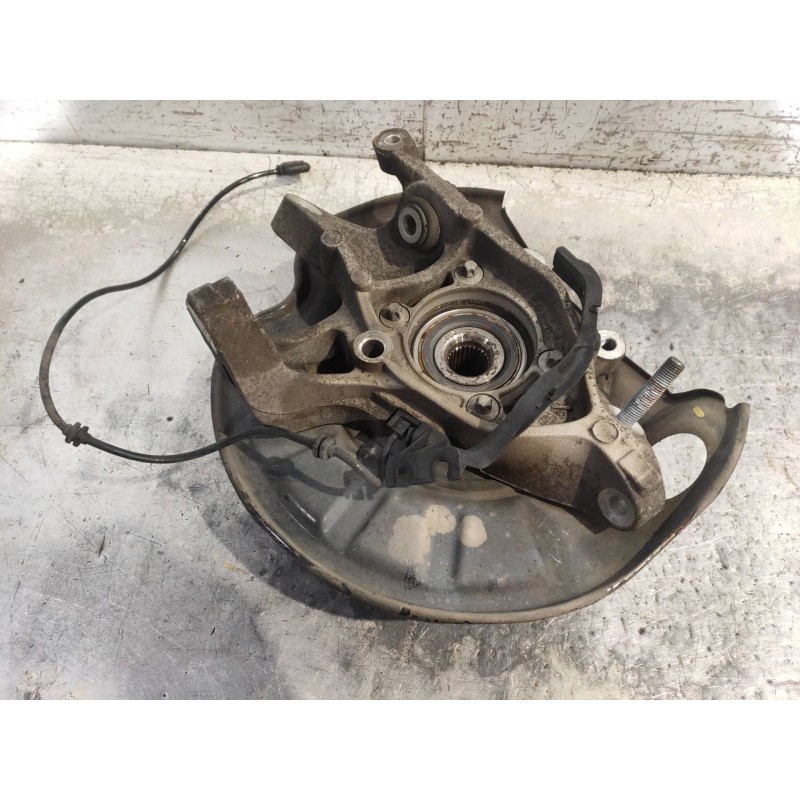 Recambio de mangueta trasera izquierda para mercedes clase cl (w216) coupe 500 4-matic (216.386) referencia OEM IAM   