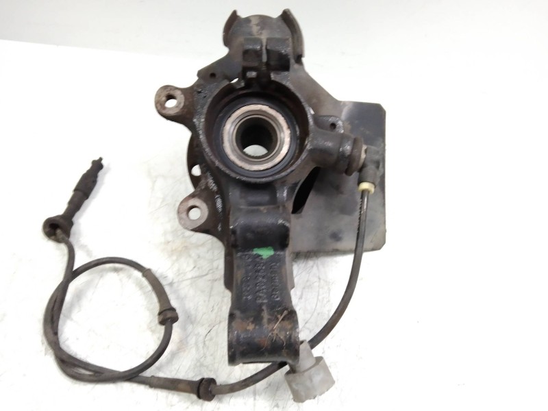 Recambio de mangueta delantera derecha para audi 80 avant 2.0 referencia OEM IAM   