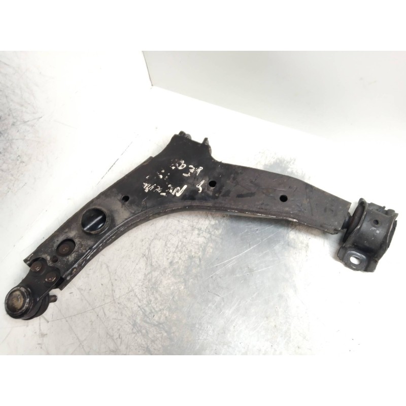 Recambio de brazo suspension inferior delantero derecho para daewoo nexia 1.5 16v cat referencia OEM IAM   
