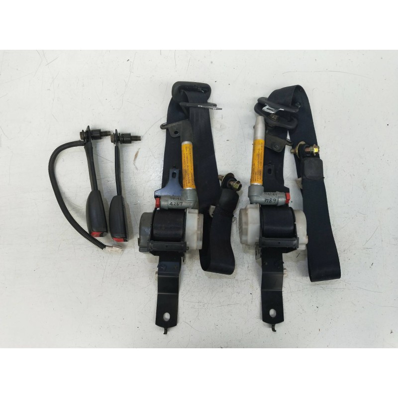 Recambio de juego cinturones delantero para nissan maxima qx (a32) 2.0 v6 24v cat referencia OEM IAM   4P