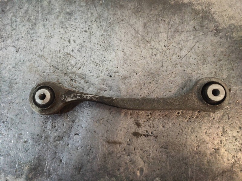 Recambio de brazo suspension superior trasero izquierdo para mercedes clase cl (w216) coupe 500 4-matic (216.386) referencia OEM