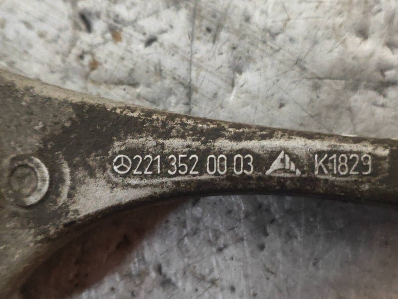 Recambio de brazo suspension superior trasero izquierdo para mercedes clase cl (w216) coupe 500 4-matic (216.386) referencia OEM