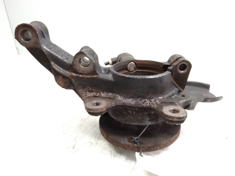 Recambio de mangueta delantera izquierda para audi 80 avant 1.9 tdi referencia OEM IAM   