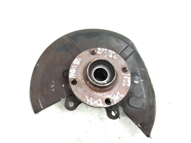 Recambio de mangueta delantera derecha para audi 80/90 (893) 80 kamei referencia OEM IAM   
