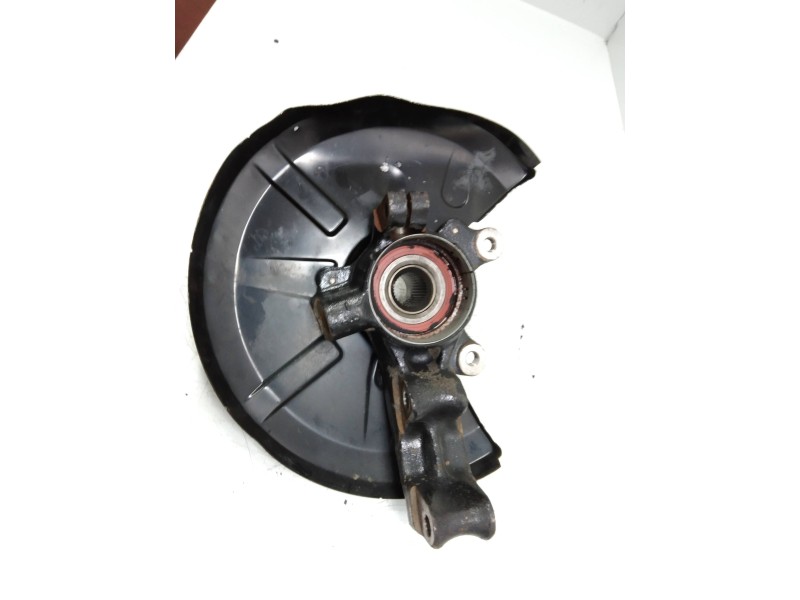 Recambio de mangueta delantera izquierda para audi 80/90 (893) 80 kamei referencia OEM IAM   