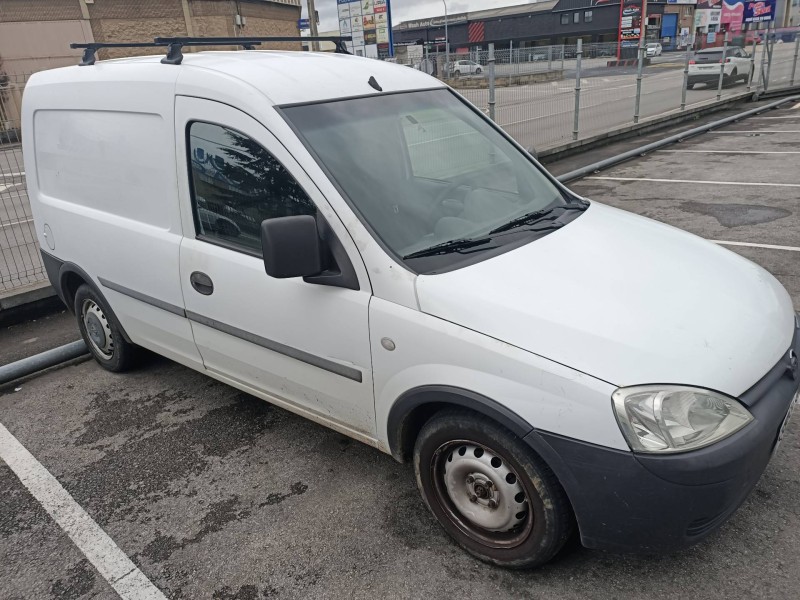 opel combo (corsa c) del año 2003