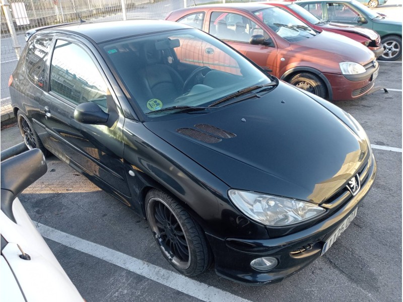 peugeot 206 berlina del año 2004