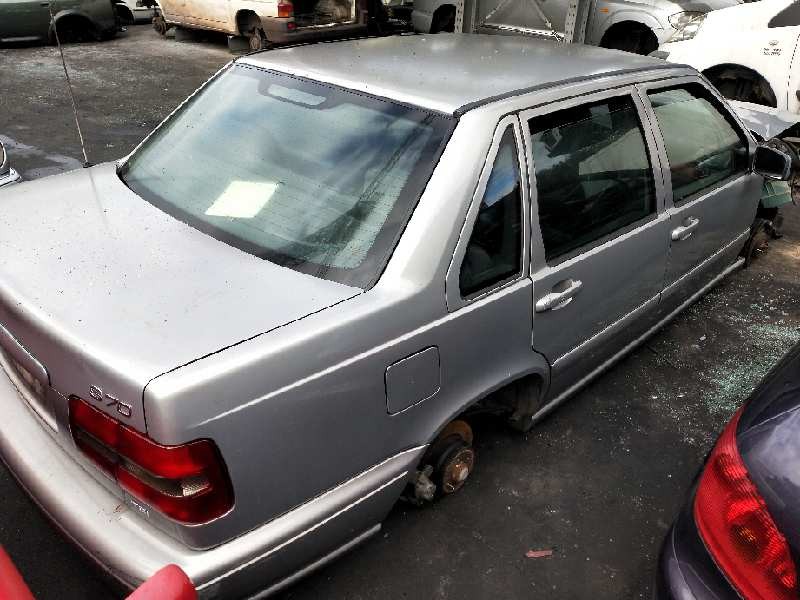 volvo s70 berlina del año 1998