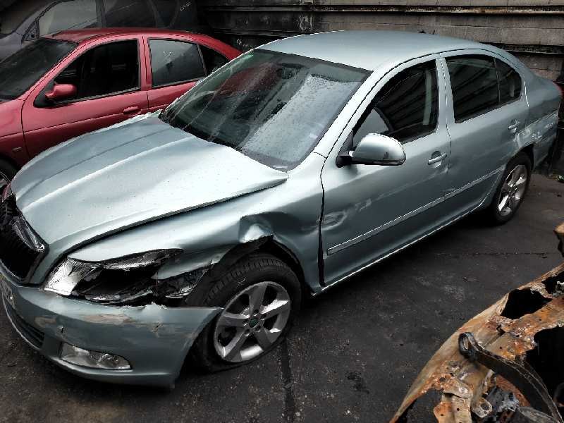 skoda octavia berlina (1z3) del año 2012