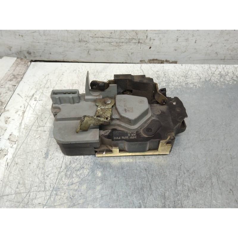 Recambio de motor cierre centralizado trasero derecho para peugeot 306 berlina 3/4/5 puertas (s2) style referencia OEM IAM   5P