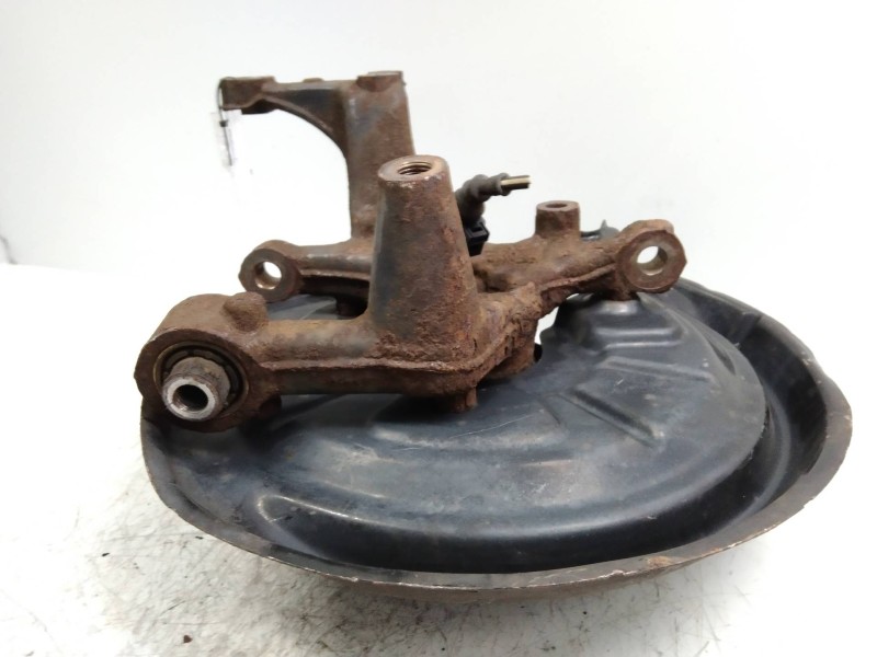 Recambio de mangueta trasera derecha para audi a3 (8p) 1.6 tdi referencia OEM IAM   