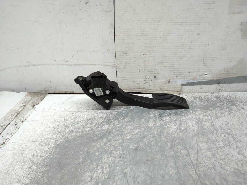 Recambio de potenciometro pedal para hyundai getz (tb) 1.5 crdi referencia OEM IAM 327271C801  