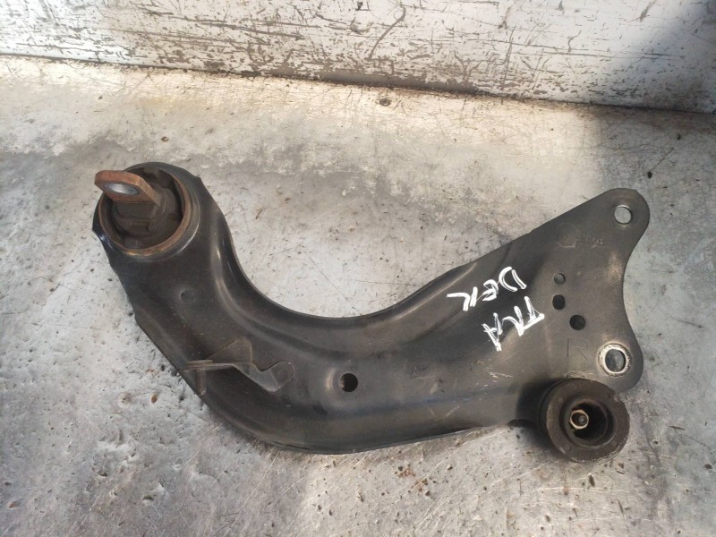 Recambio de brazo suspension superior trasero derecho para mazda 3 lim. () style referencia OEM IAM   