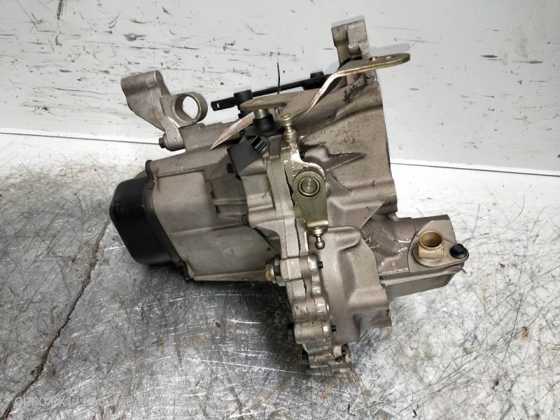 Recambio de caja cambios para mg rover serie 100 (xp) 115 sd referencia OEM IAM 5C237 02817560 