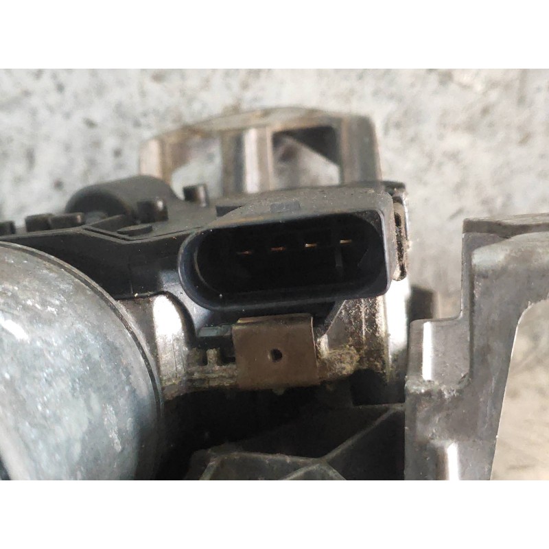 Recambio de motor limpia delantero para mercedes clase cl (w216) coupe 500 4-matic (216.386) referencia OEM IAM 2218204442 33970