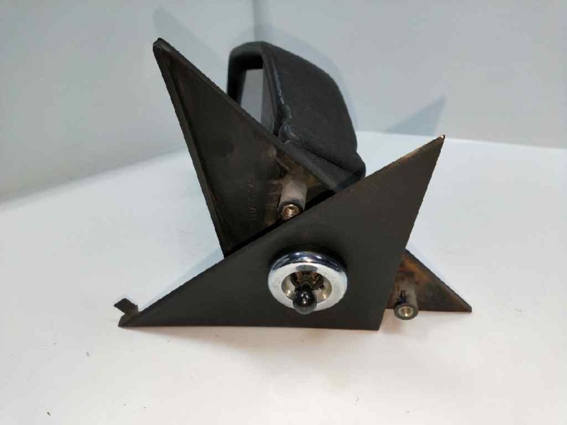 Recambio de retrovisor izquierdo para ford taunus referencia OEM IAM   MANUAL