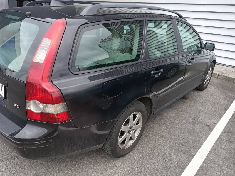 volvo v50 familiar del año 2006