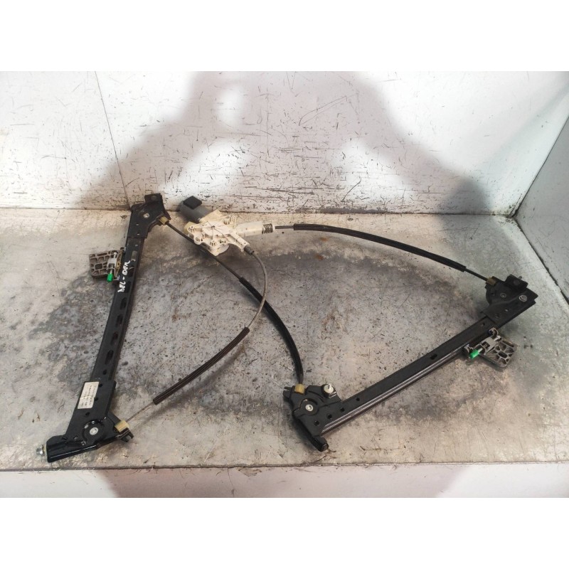 Recambio de elevalunas delantero derecho para mercedes clase cl (w216) coupe 500 4-matic (216.386) referencia OEM IAM A216720024
