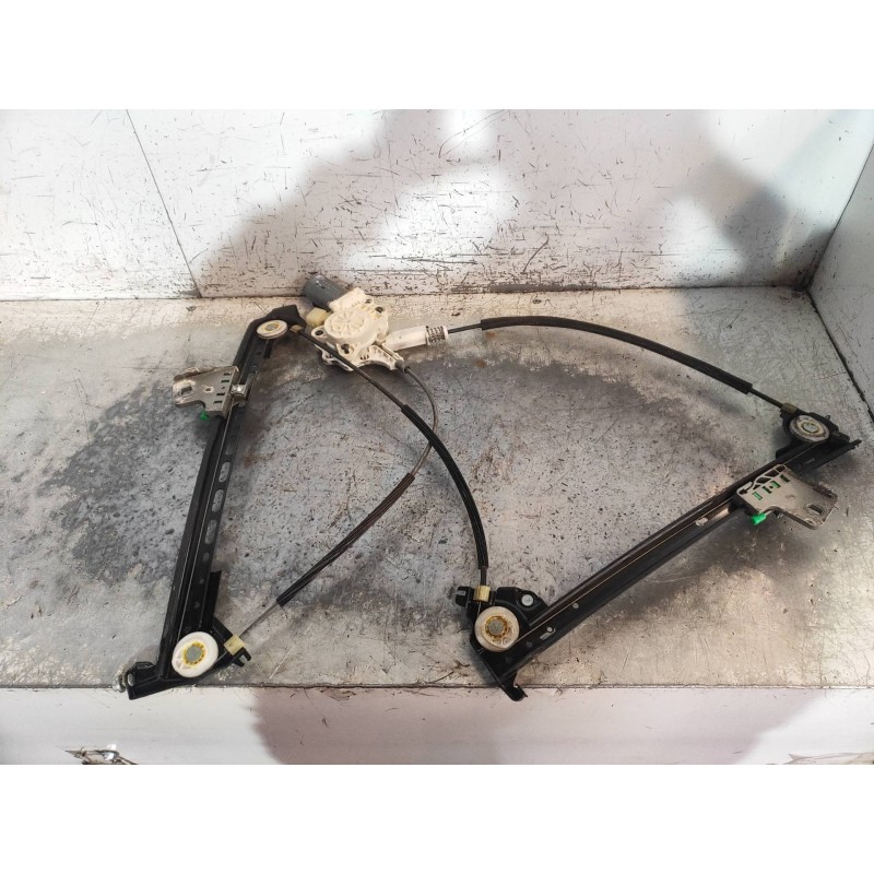 Recambio de elevalunas delantero izquierdo para mercedes clase cl (w216) coupe 500 4-matic (216.386) referencia OEM IAM A2167200