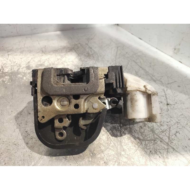 Recambio de motor cierre centralizado delantero derecho para alfa romeo gt (125) 1.9 jtd 16v 150/ distinctive referencia OEM IAM