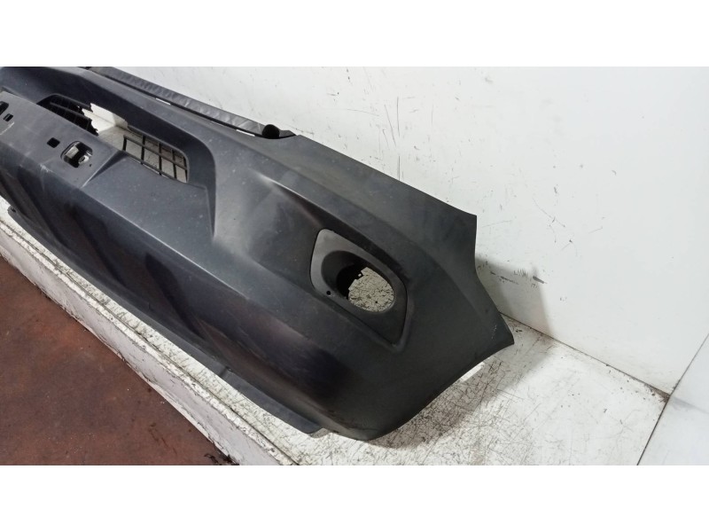 Recambio de paragolpes delantero para mercedes sprinterii caja cerrada (desde 01.06) 210/213/216 cdi (906.611/613) referencia OE