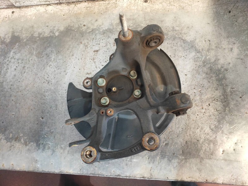 Recambio de mangueta trasera derecha para mazda 3 lim. () style referencia OEM IAM   