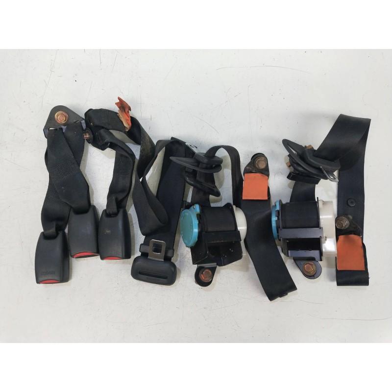 Recambio de juego cinturones trasero para nissan maxima qx (a32) 2.0 v6 24v cat referencia OEM IAM   4P
