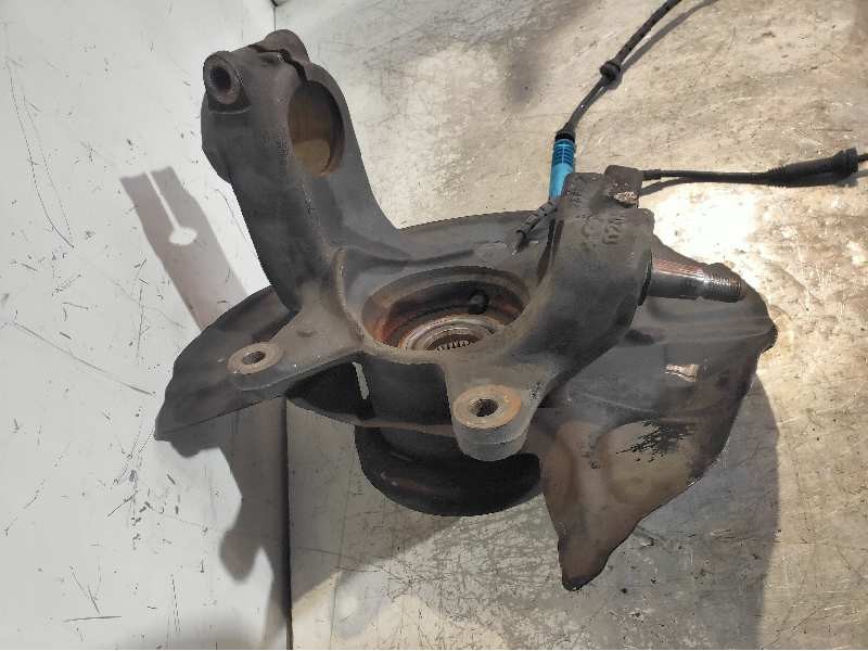 Recambio de mangueta delantera izquierda para bmw x3 (e83) 2.0d referencia OEM IAM   