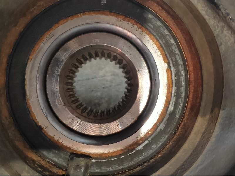 Recambio de mangueta delantera izquierda para bmw x3 (e83) 2.0d referencia OEM IAM   