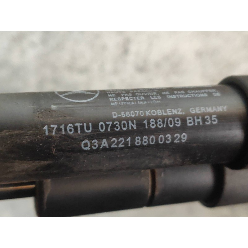 Recambio de amortiguadores maletero / porton para mercedes clase cl (w216) coupe 500 4-matic (216.386) referencia OEM IAM A22188