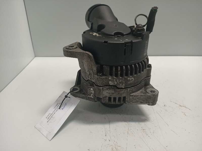 Recambio de alternador para audi a8 (d2) 3.7 quattro referencia OEM IAM 0123510013 077903015E BOSCH 120A