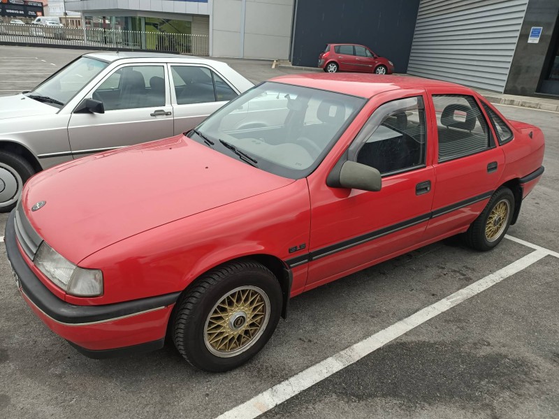 opel vectra a del año 1988