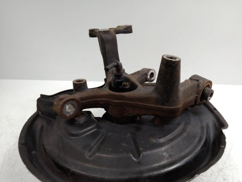 Recambio de mangueta trasera izquierda para audi a3 (8p) 2.0 tdi ambition referencia OEM IAM   