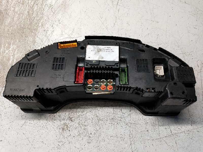 Recambio de cuadro instrumentos para audi a8 (d2) 3.7 quattro referencia OEM IAM 110008639 110008007 4D0919033F