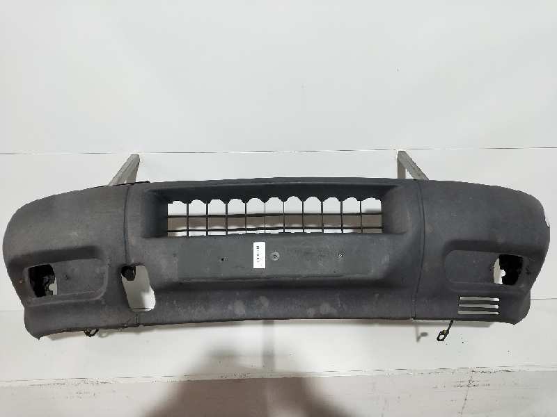 Recambio de paragolpes delantero para iveco daily caja cerrada (1999 =>) 29 - l 12 caja cerrada referencia OEM IAM   