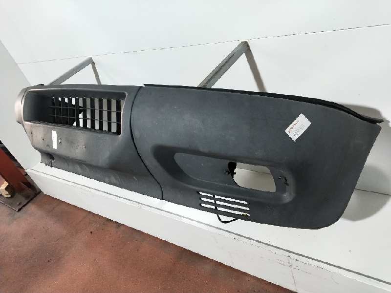 Recambio de paragolpes delantero para iveco daily caja cerrada (1999 =>) 29 - l 12 caja cerrada referencia OEM IAM   