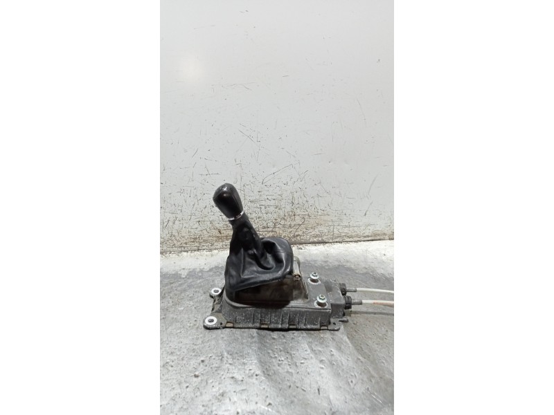 Recambio de palanca cambio para audi a3 (8l) 1.8 attraction referencia OEM IAM 1J0711049B   Recambio de palanca cambio para audi a3 (8l) 1.8 attraction referencia OEM IAM 1J0711049B