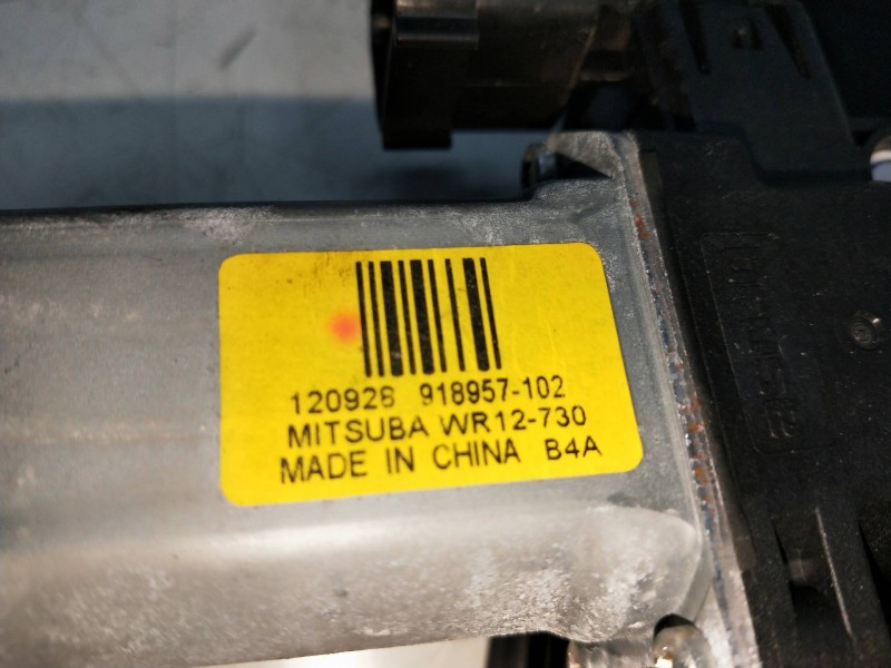 Recambio de elevalunas trasero derecho para land rover evoque 2.2 td4 cat referencia OEM IAM 120926 918957102 5P