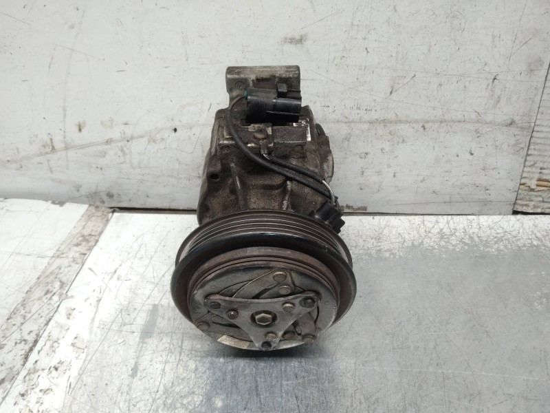 Recambio de compresor aire acondicionado para toyota yaris (ncp1/nlp1/scp1) 1.3 linea luna referencia OEM IAM 4472206254 SCS06C 