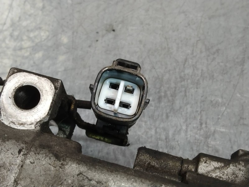 Recambio de compresor aire acondicionado para toyota yaris (ncp1/nlp1/scp1) 1.3 linea luna referencia OEM IAM 4472206254 SCS06C 