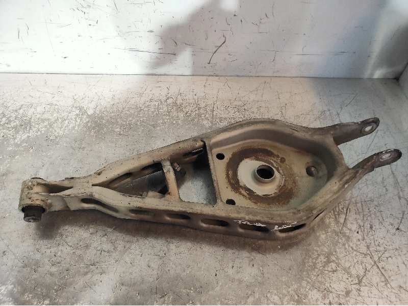 Recambio de brazo suspension superior trasero derecho para bmw x3 (e83) 2.0d referencia OEM IAM   