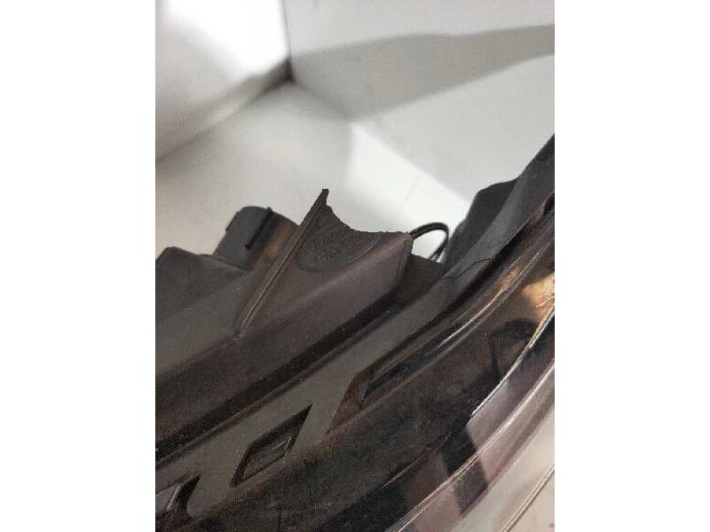 Recambio de faro izquierdo para land rover evoque 2.2 td4 cat referencia OEM IAM BJ3213W030E  
