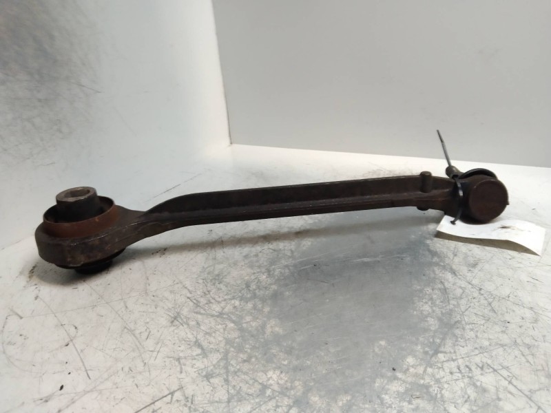 Recambio de brazo suspension inferior delantero izquierdo para chrysler 300 c 3.0 crd referencia OEM IAM   