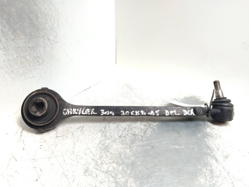 Recambio de brazo suspension inferior delantero derecho para chrysler 300 c 3.0 crd referencia OEM IAM   