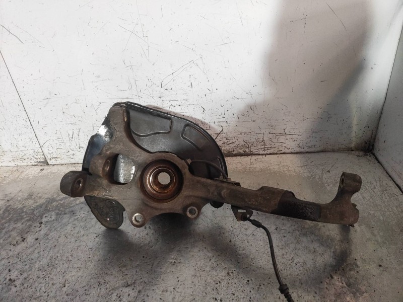 Recambio de mangueta delantera derecha para mercedes clase cl (w216) coupe 500 4-matic (216.386) referencia OEM IAM   