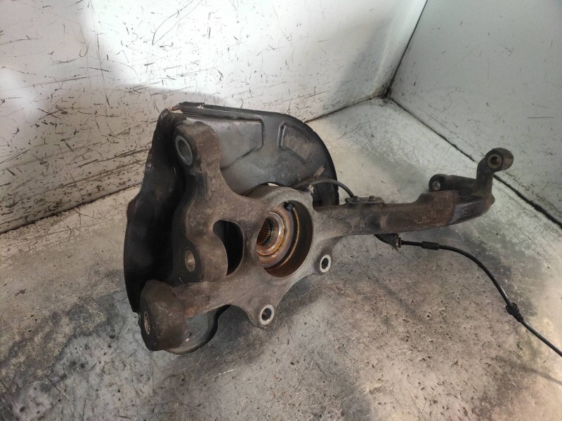 Recambio de mangueta delantera derecha para mercedes clase cl (w216) coupe 500 4-matic (216.386) referencia OEM IAM   