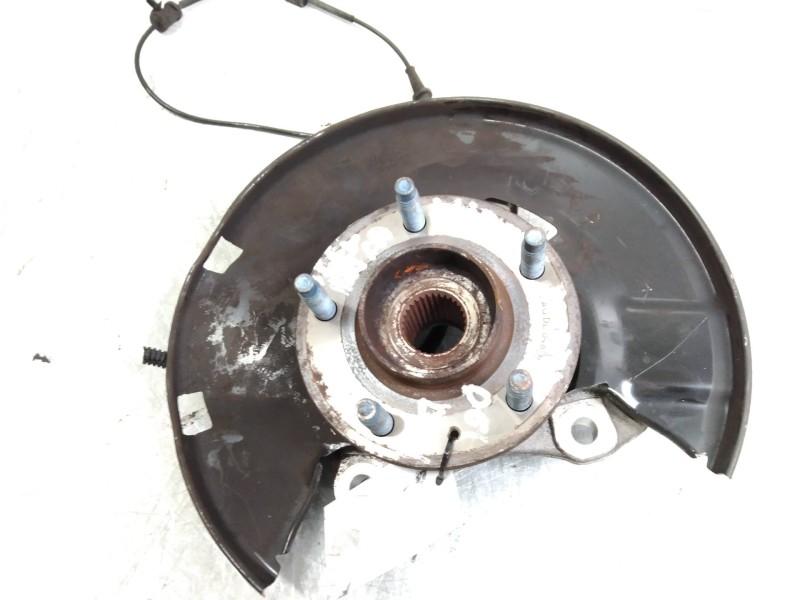 Recambio de mangueta delantera derecha para opel astra j lim. cosmo referencia OEM IAM 13319483  